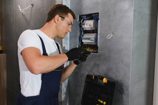 Best Affordable Emergency Electrician  in Ladue, MO